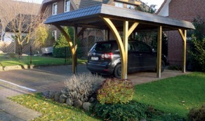 Einzelcarport mit Naturschieferblende, Kiefer druckimprägniert